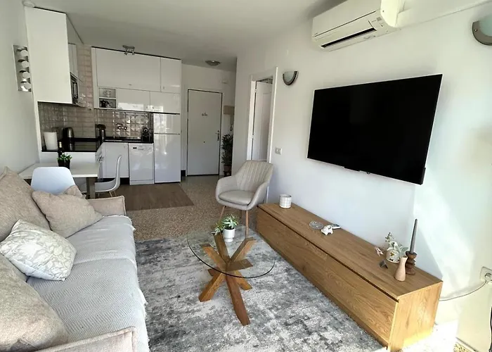 Dima Zona Torrecilla * Nerja